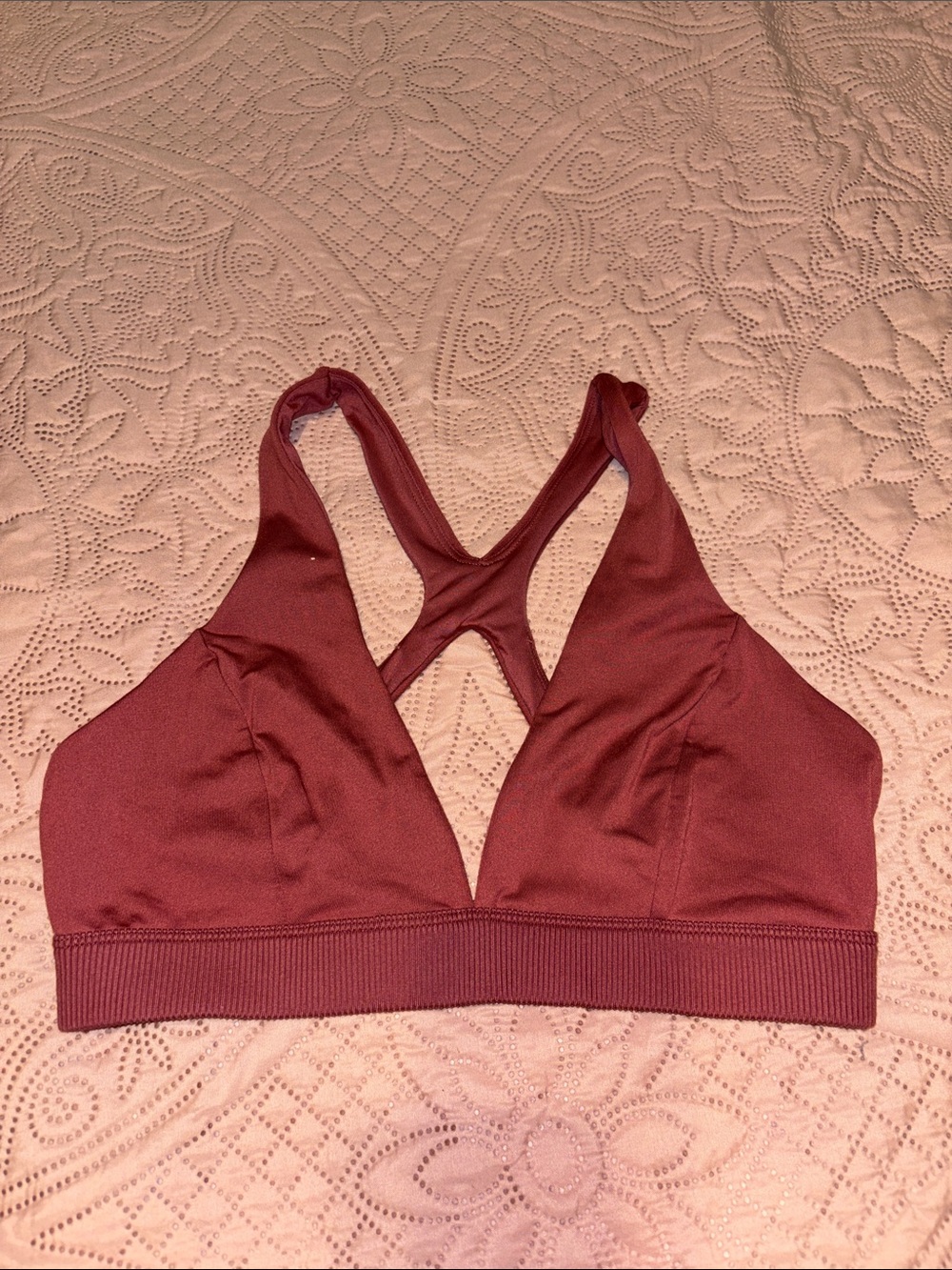 ALO Women’s Seamless Racerback Bralette - Burgundy
